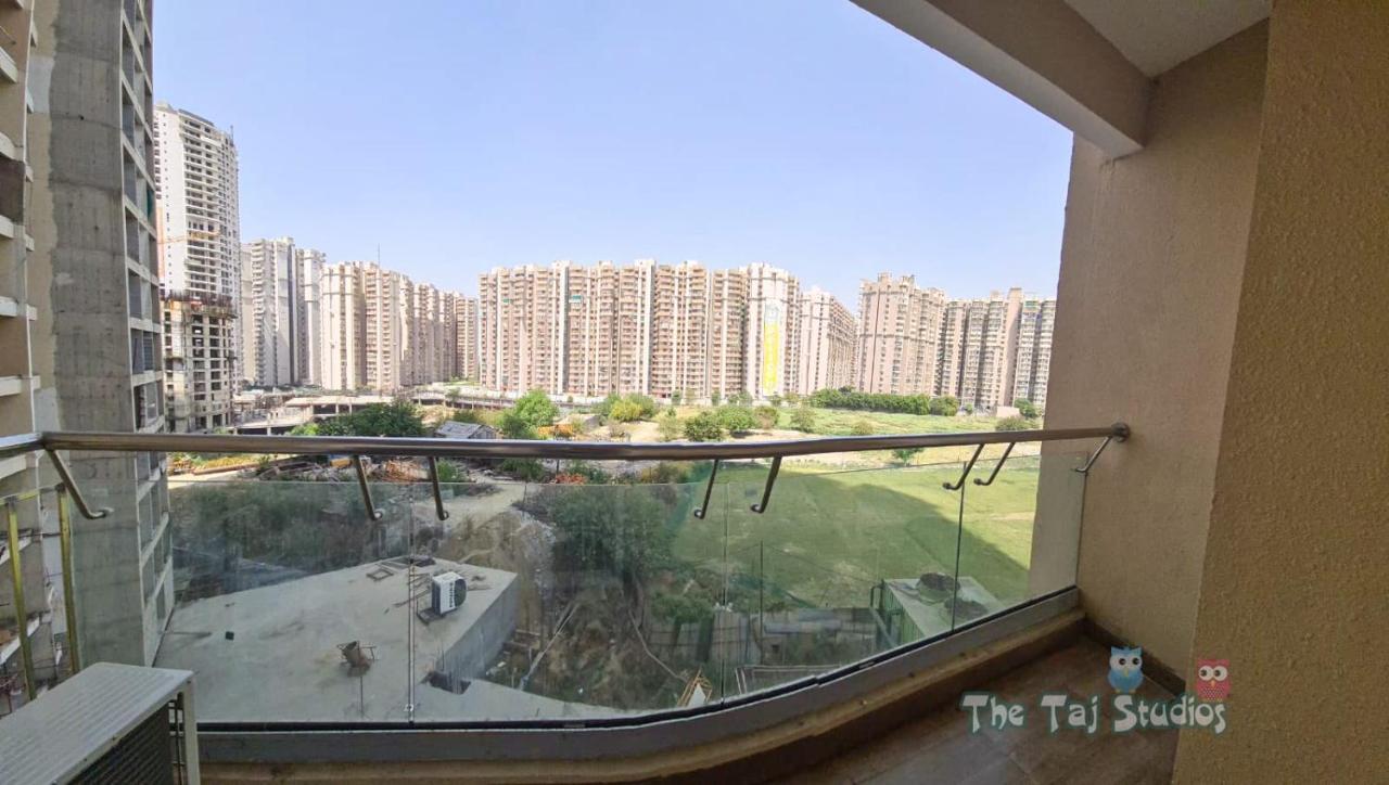 Ne-1St Time In Noida Stay In Mall Extérieur photo